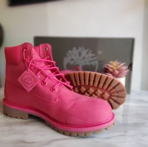 NEW W BOX Timberlands